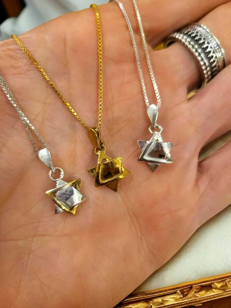 שרשרת מגן דוד משולשים משולבים זהב